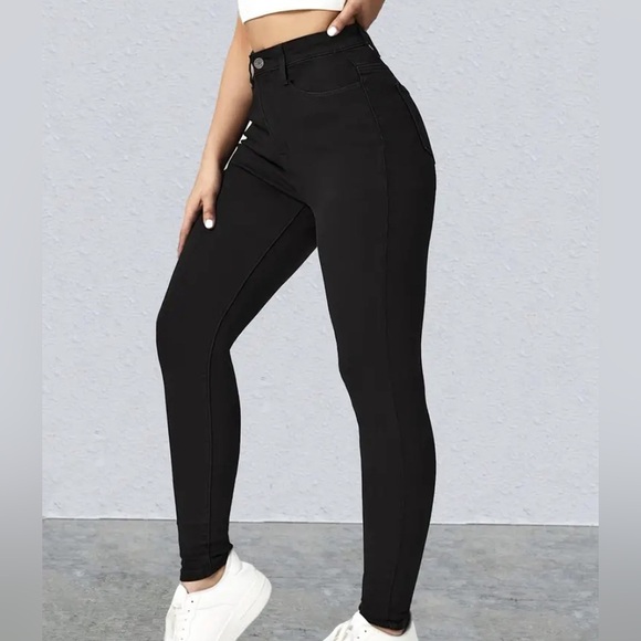 Jeans - Picture 2 of 4